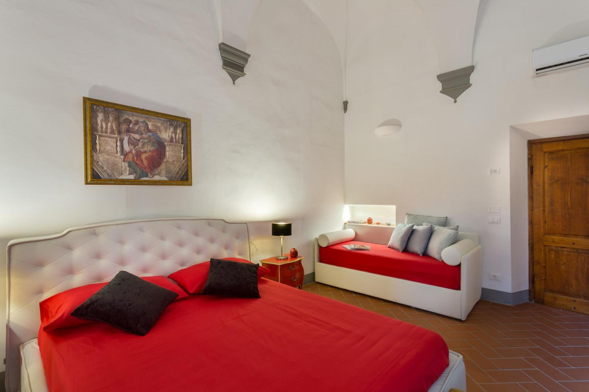 Luxury Triple Room,822894422:JPEG