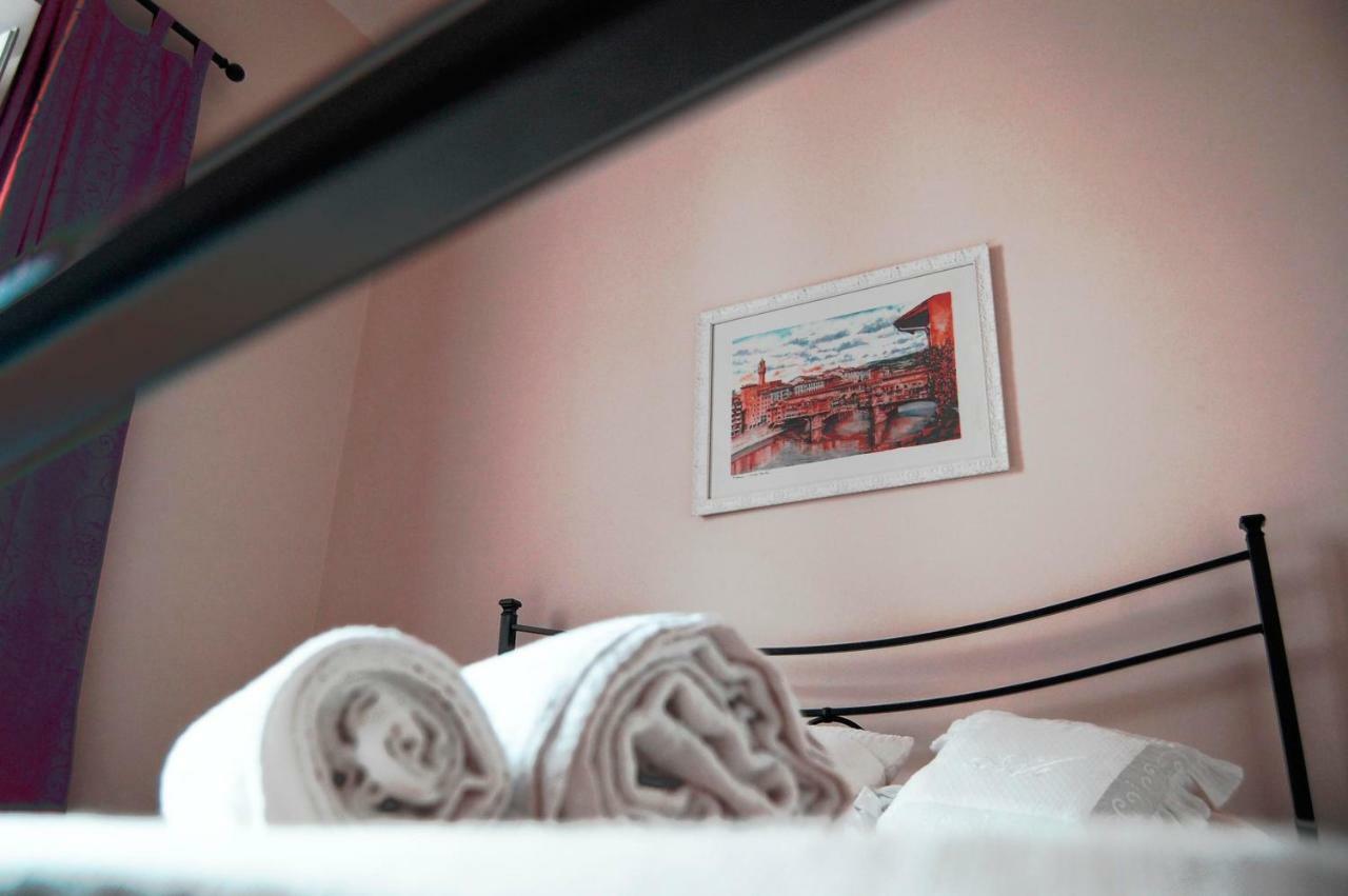 Camera Matrimoniale/Doppia con Letti Singoli con Bagno Privato
