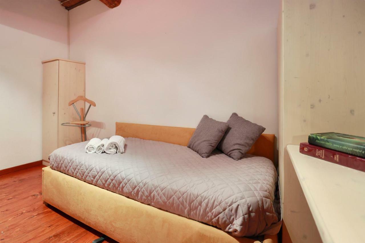 Apartment,853417739:JPEG