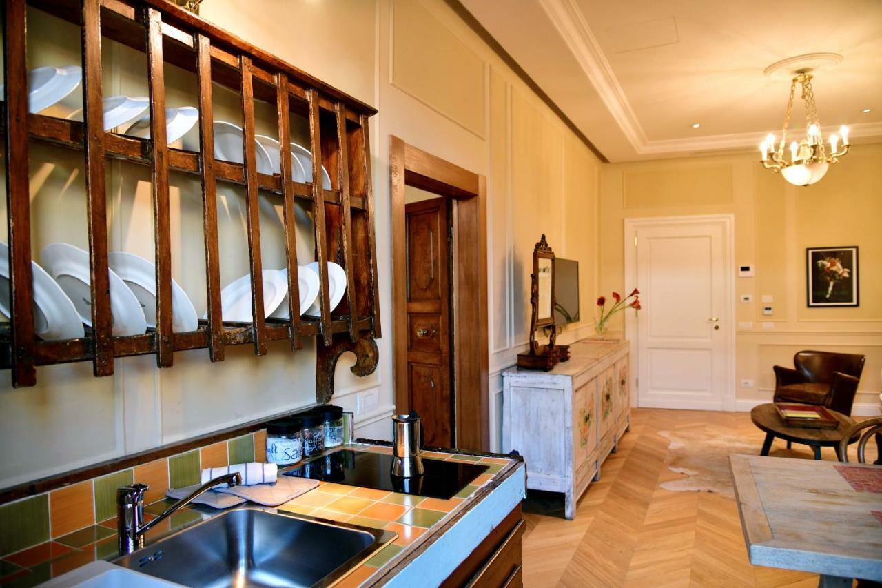 Deluxe Two-Bedroom Apartment,898209784:JPEG