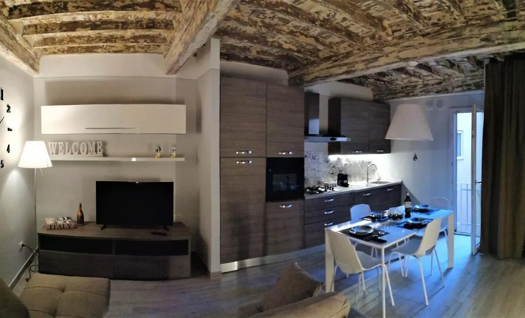 La Casa De Lazarina-1