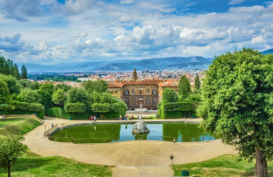Historic Center Palace - Huge 4 Bedrooms Santa Croce Apartment - By Likehomeflorence-1