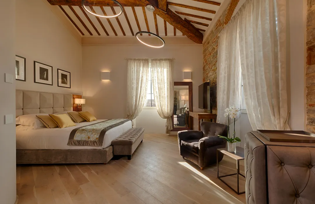 Donati Luxury Tower Suites-1