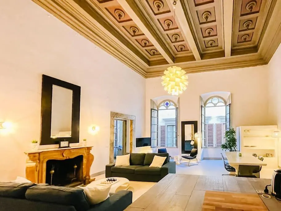Ponte Vecchio Elegante Domus-1
