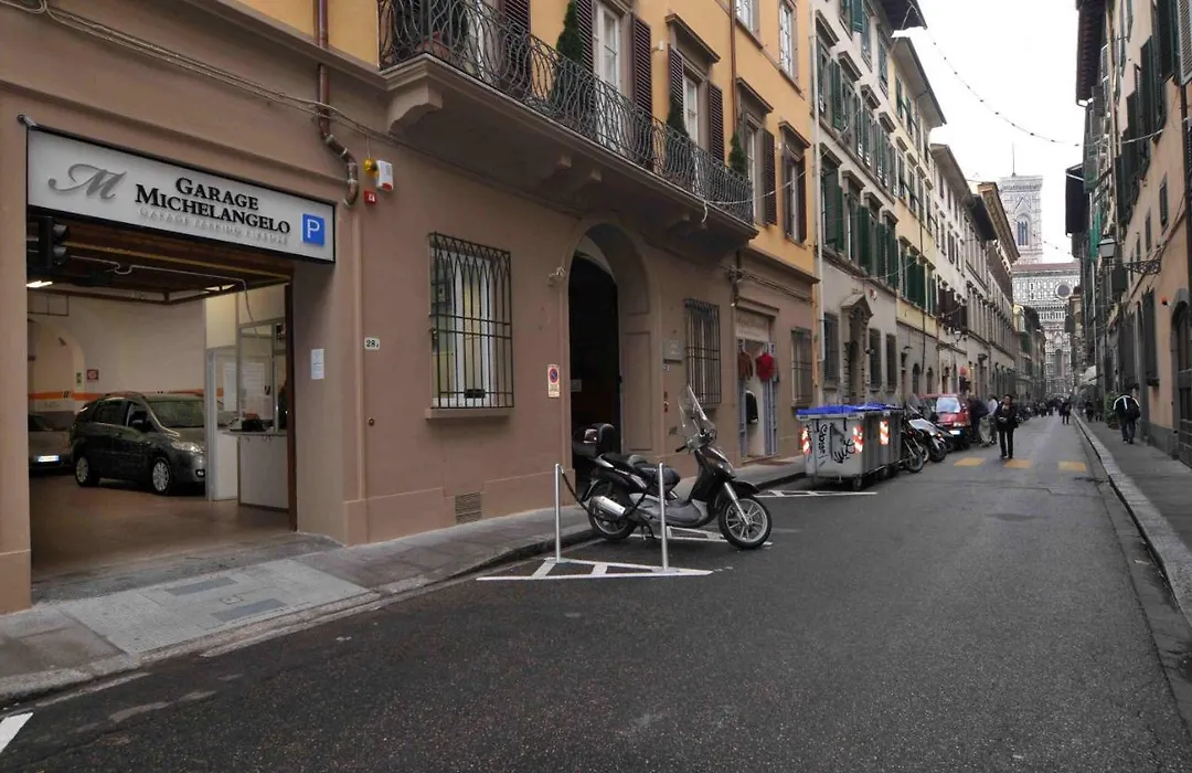 B&B Cavour10 Firenze-1