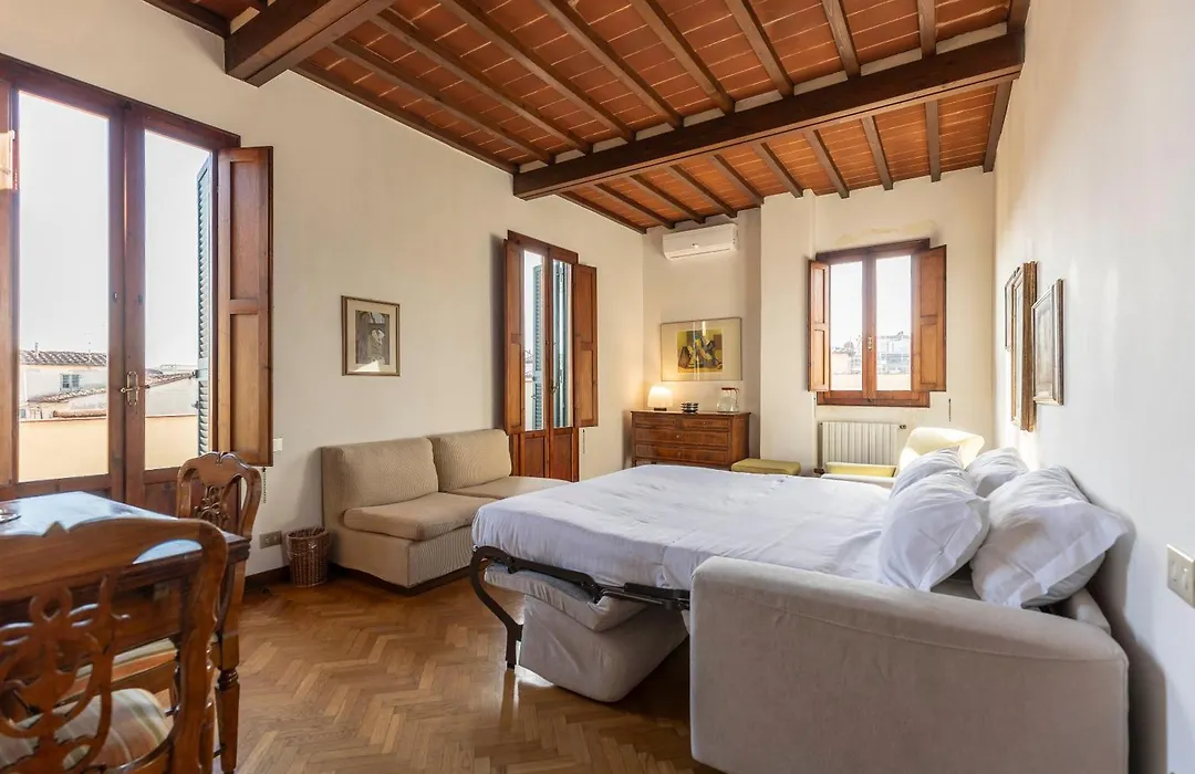 Palazzo Cecchi Florentine Apartment-1