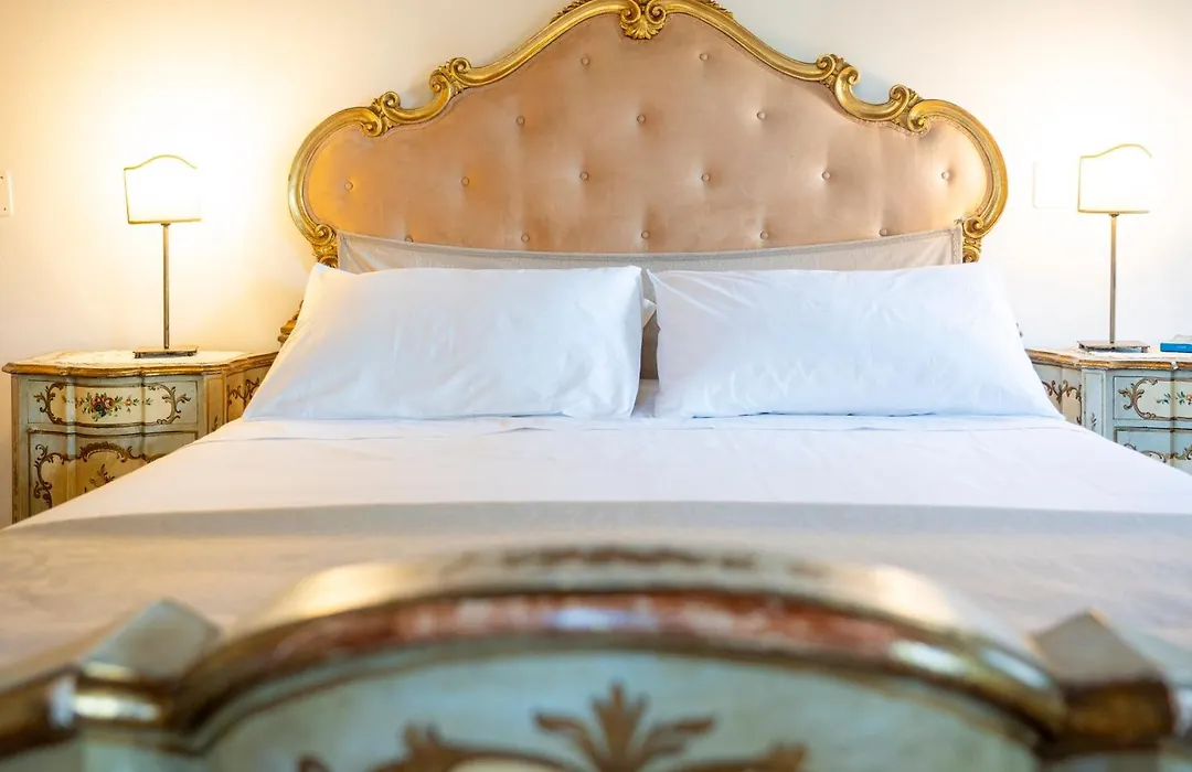 Charming Florentine Hideout-1