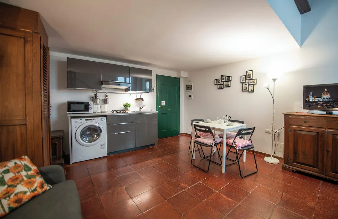 Mamo Florence - Borgo San Jacopo Apartment-1