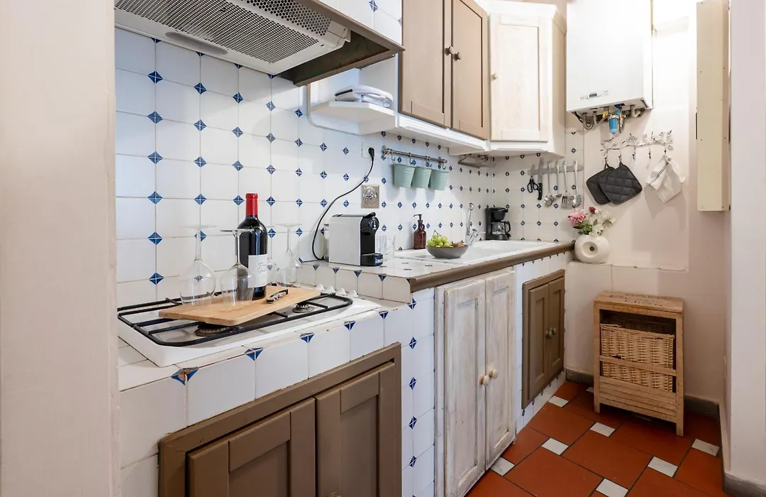 Gina Guest House - San Frediano - Firenze-1