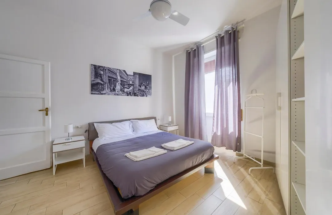 Twelveholly Apartment-1