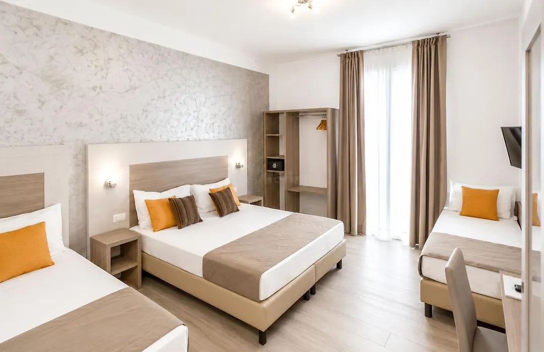 Hotel Luxor Florence-1
