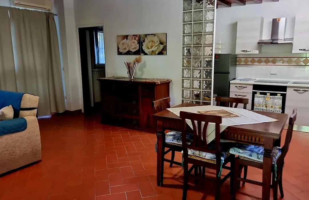 La Piccola Oasi con parcheggio-1