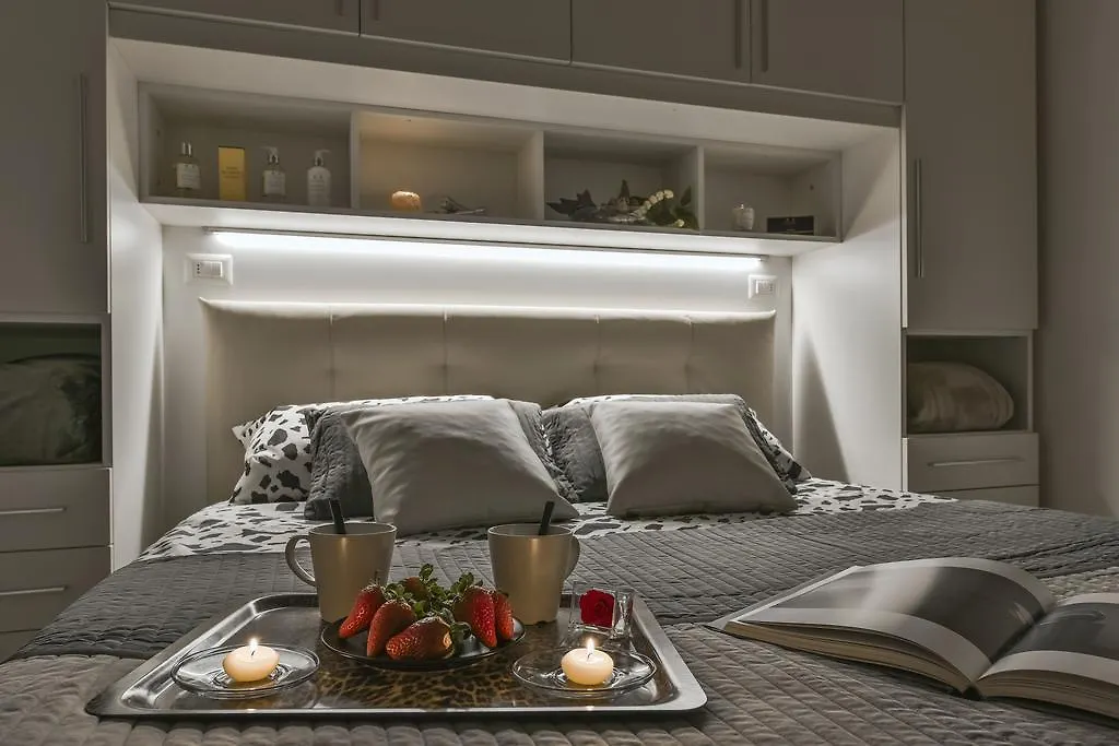 Accademia Apartment-1