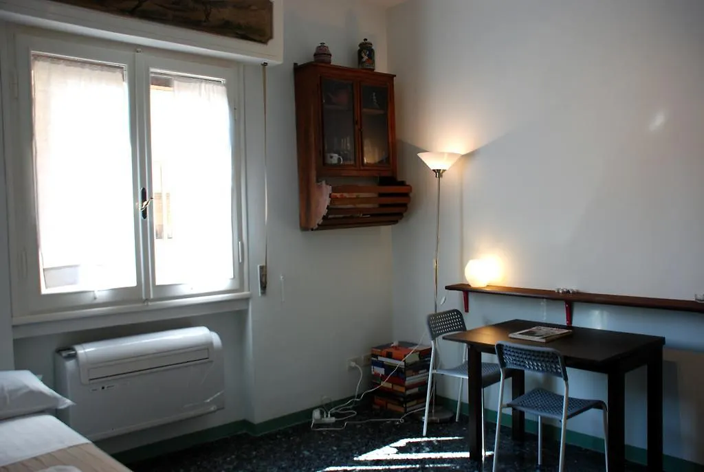 Barbadori Studio Apartment-1