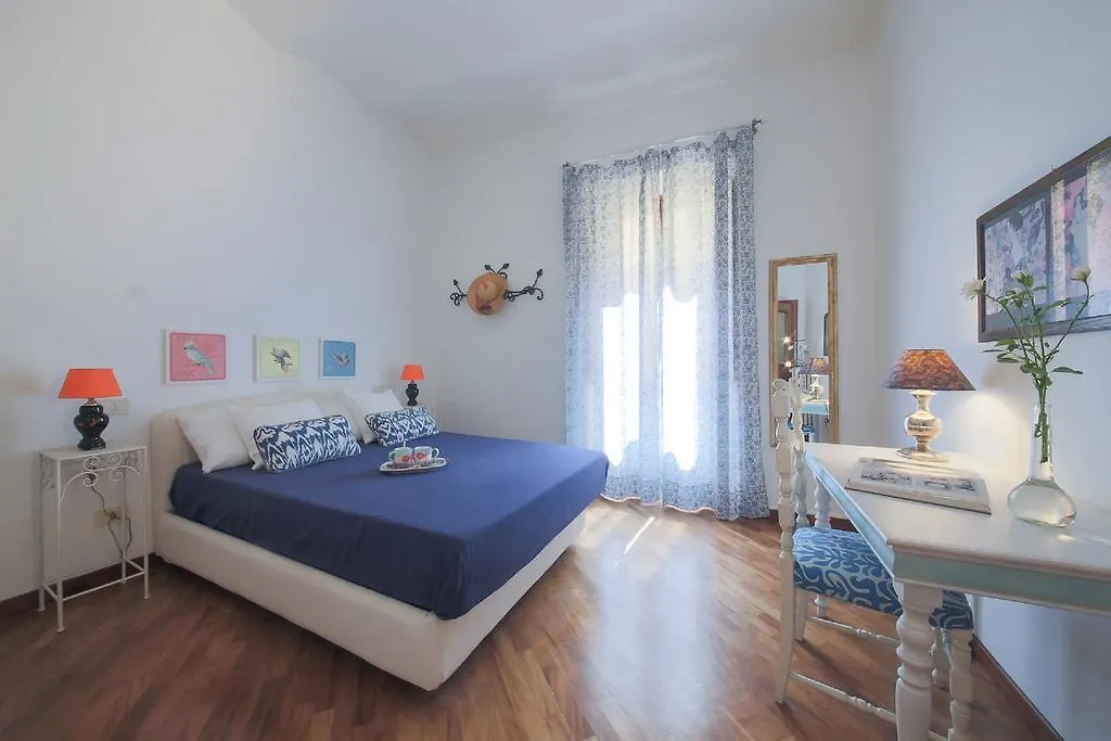 Apartments Florence - Niccolini-1