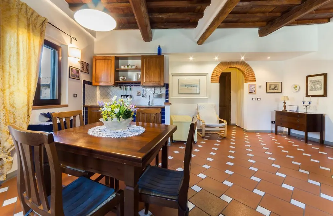 Borgo Pinti Apartment-1