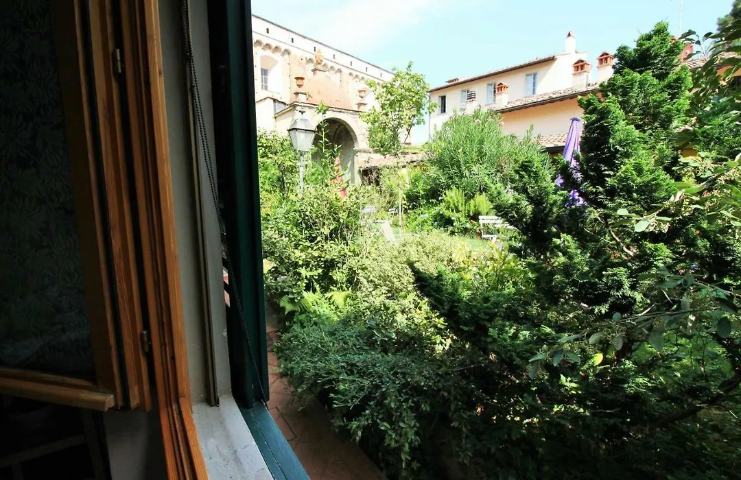 Studios Garden Terrace Oltrarno-1