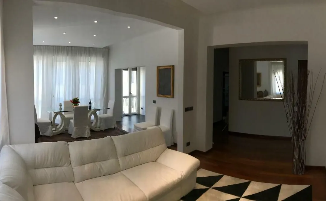 Mirandola Guest House-1