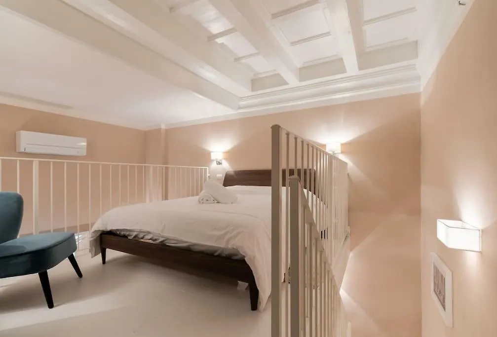 Scala Apartments Via Borgo Pinti-1