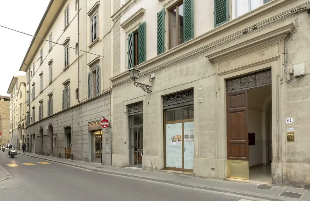 Florence Fiorino Apartment-1