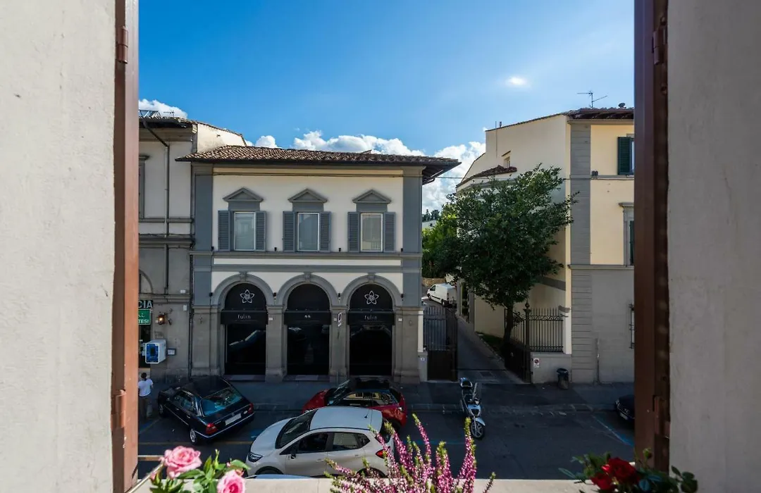 Renovated 19Th-Century Apartment In An Authentic Area-1