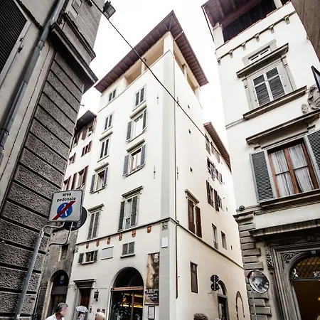 Proconsolo Bargello Apartment By Mamo Florence-3