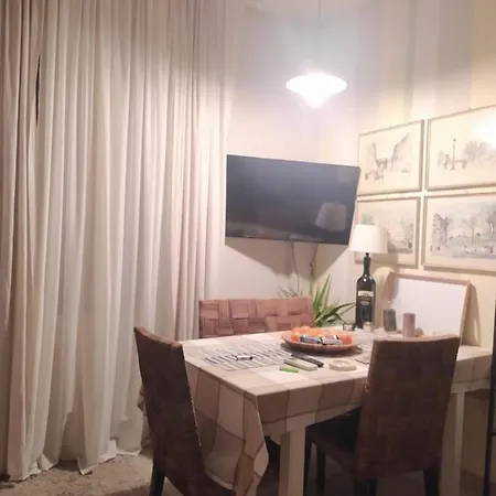 Room In Private Apartment-2