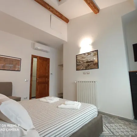 Veracini Apartment-2