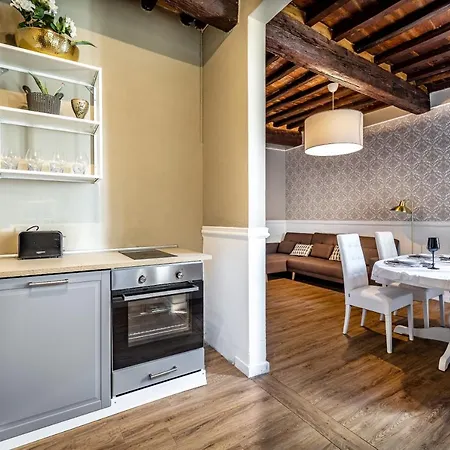 Yid Gallery Art&Design In The Heart Of Florence-2