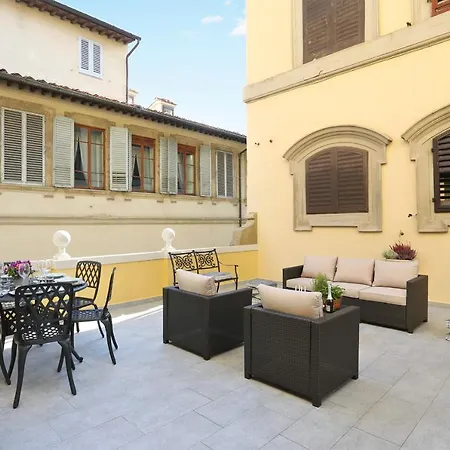 Design Apartment In The Heart Of Florence-2