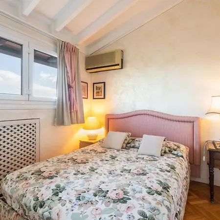 Exclusive Penthouse , Skyline View , With Parking-3