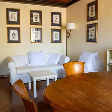 Darling Suite Near David-3