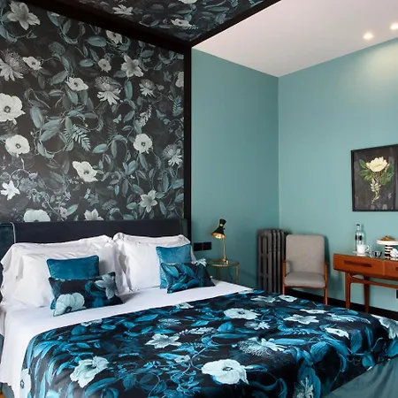 Velona's Jungle Luxury Suites-3
