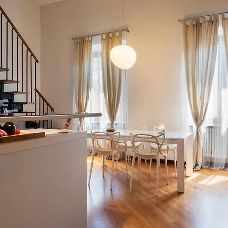 A Design Lover Flat In Florence-2