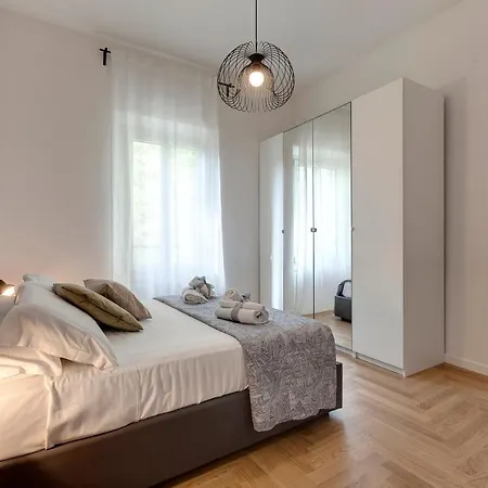 Guya Apartment By Mamo Florence-3
