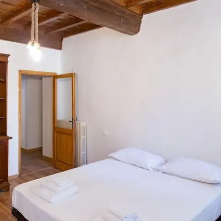 Sweet Apartment Near Piazza Pitti-2