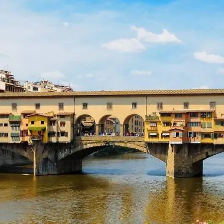 Ponte Vecchio Elegante Domus-3
