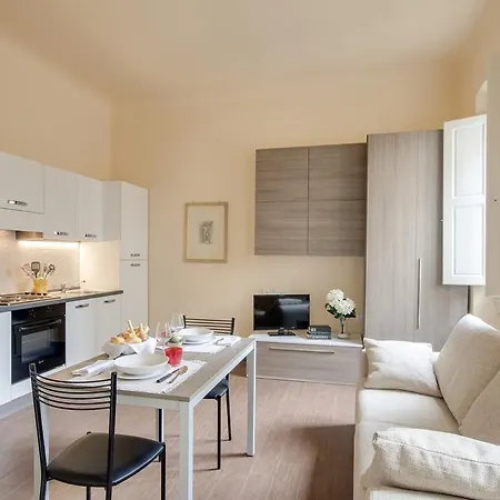 Apartments Florence - Leonardo-2