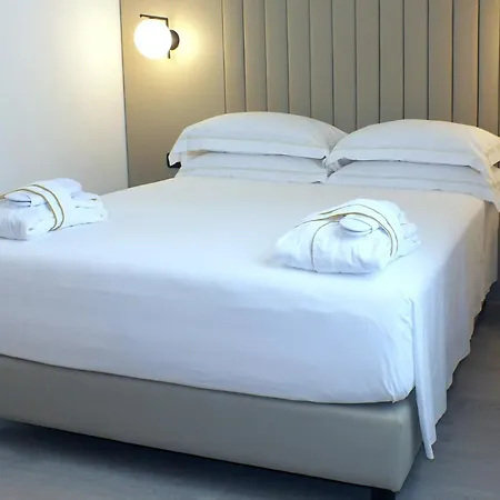 Bb Hotels Smarthotel Derose-2