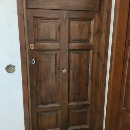 Signoria'S House-3