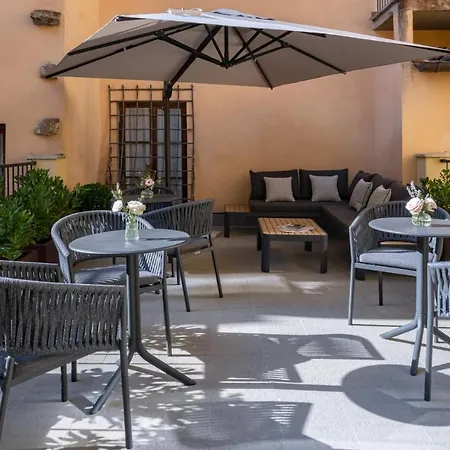 Apartments Florence - Palazzo Signoria Luxury Apartments 11-Medusa-3