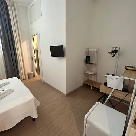 Ensuite Florence Room-2