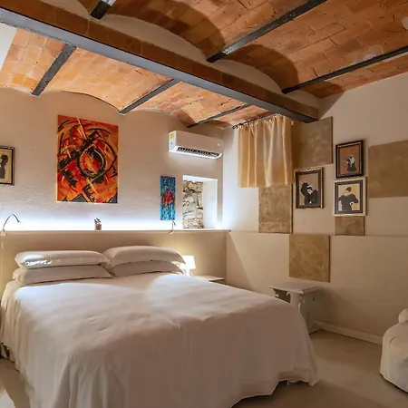 Apt In San Niccolo A Pochi Passi Da Ponte Vecchio-2