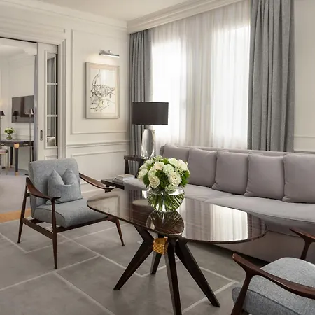 Lungarno Luxury Apartments - By Lungarno Collection-3