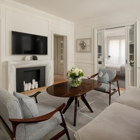 Lungarno Luxury Apartments - By Lungarno Collection-2