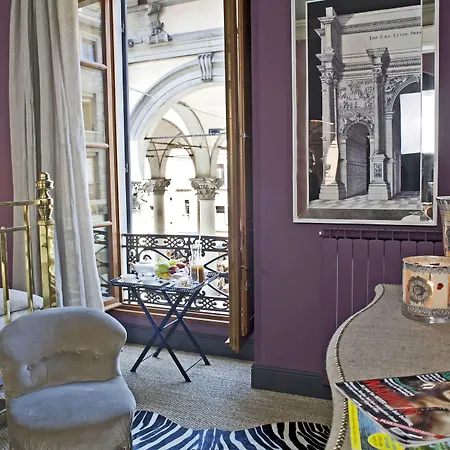 Porcellino Gallery Art Boutique Bb-2