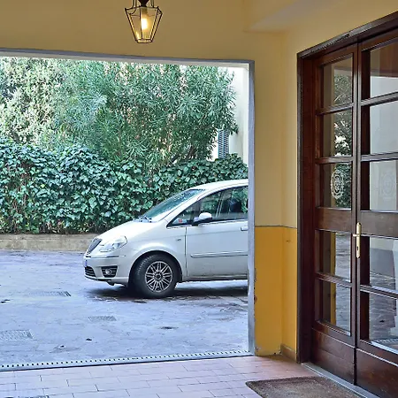 Vasari Apartment By Mamo Florence-2