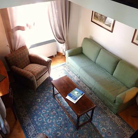 Classic Hotel-3