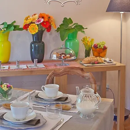 Duchess Boutique De Charme-3