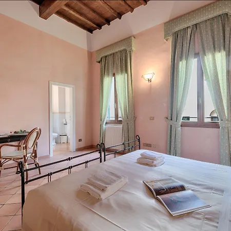Strozzi Luxury Apartment-3